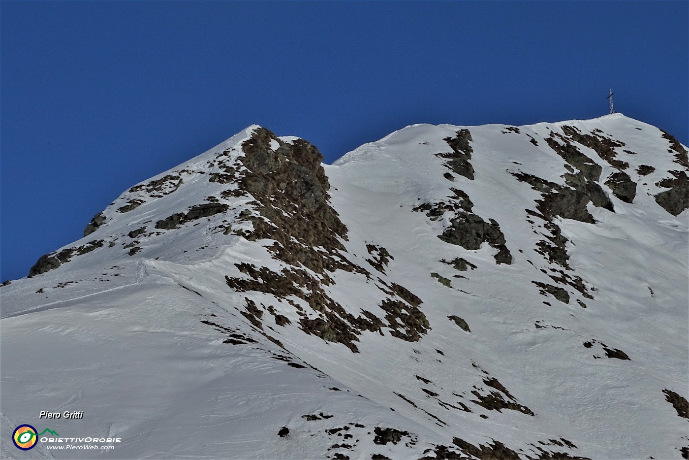 79 Il Pizzo delle segade visto dal versante sud.JPG